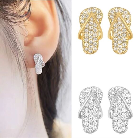 Grandest Birch Creative Earrings Stylish Slipper-shaped Gold Tone Earrings - Picture 6 of 8